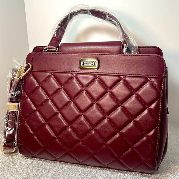 Beautiful Badgley Mischka Burgundy Quilted Tote Purse. P16 - Picture 1 of 7